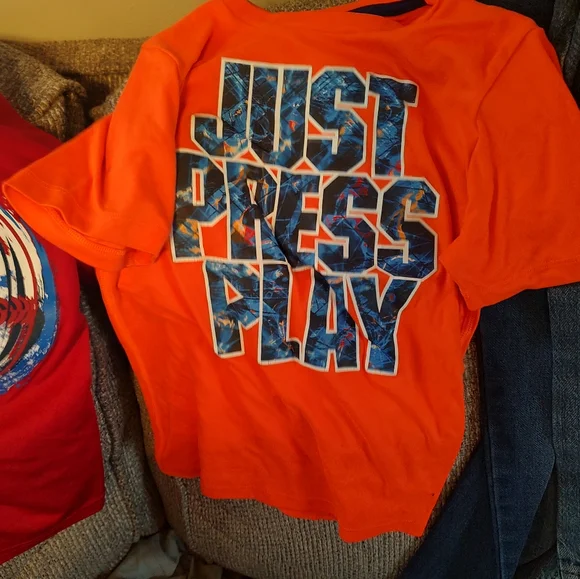 7 performance tshirts for boys bundle (13) - Picture 7 of 8